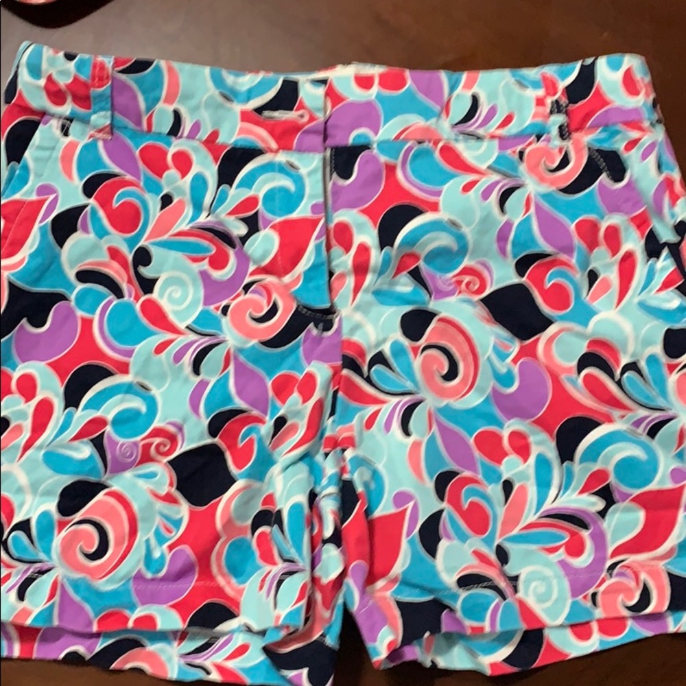 Crown and Ivy shorts size 8